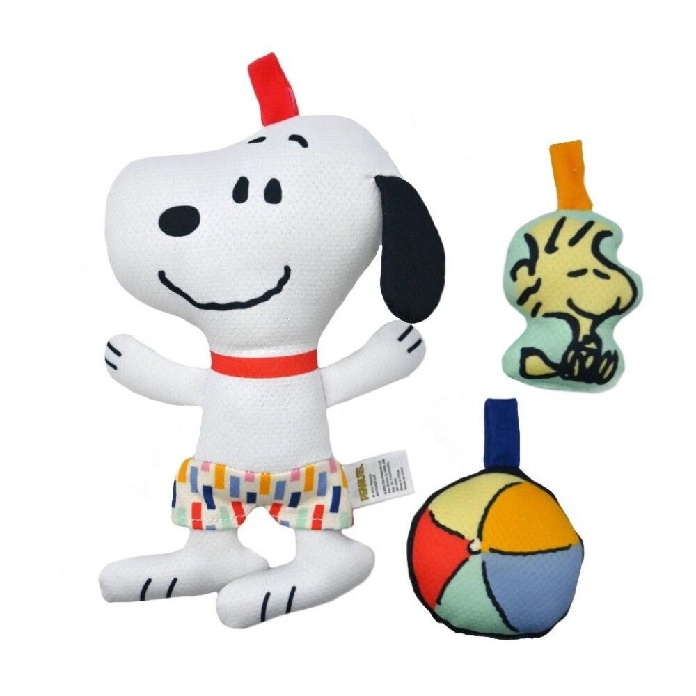 Peanuts Baby Water Play Set With Snoopy Woodstock & Ball Toys